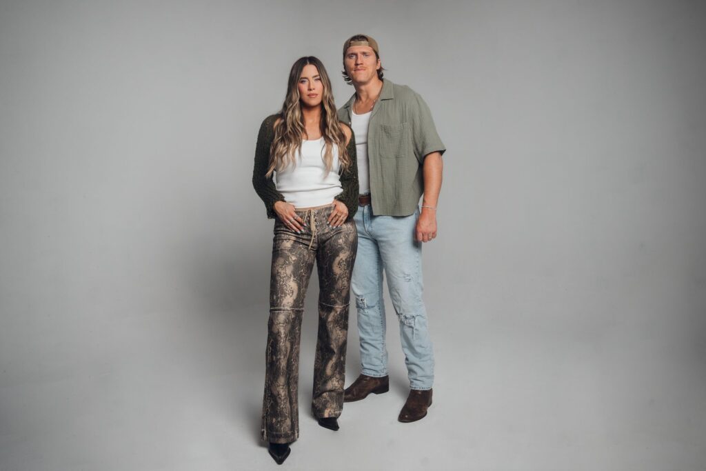 Picture of The Reklaws - Photo by Austin Chaffe - Country-Music.com